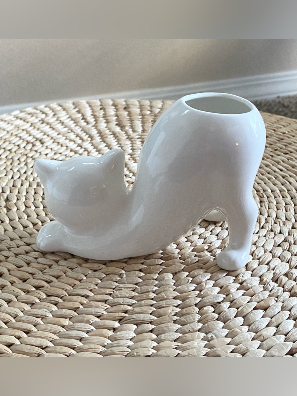 Stretching Cat Kitten White Ceramic Planter Vase - Picture 3 of 7